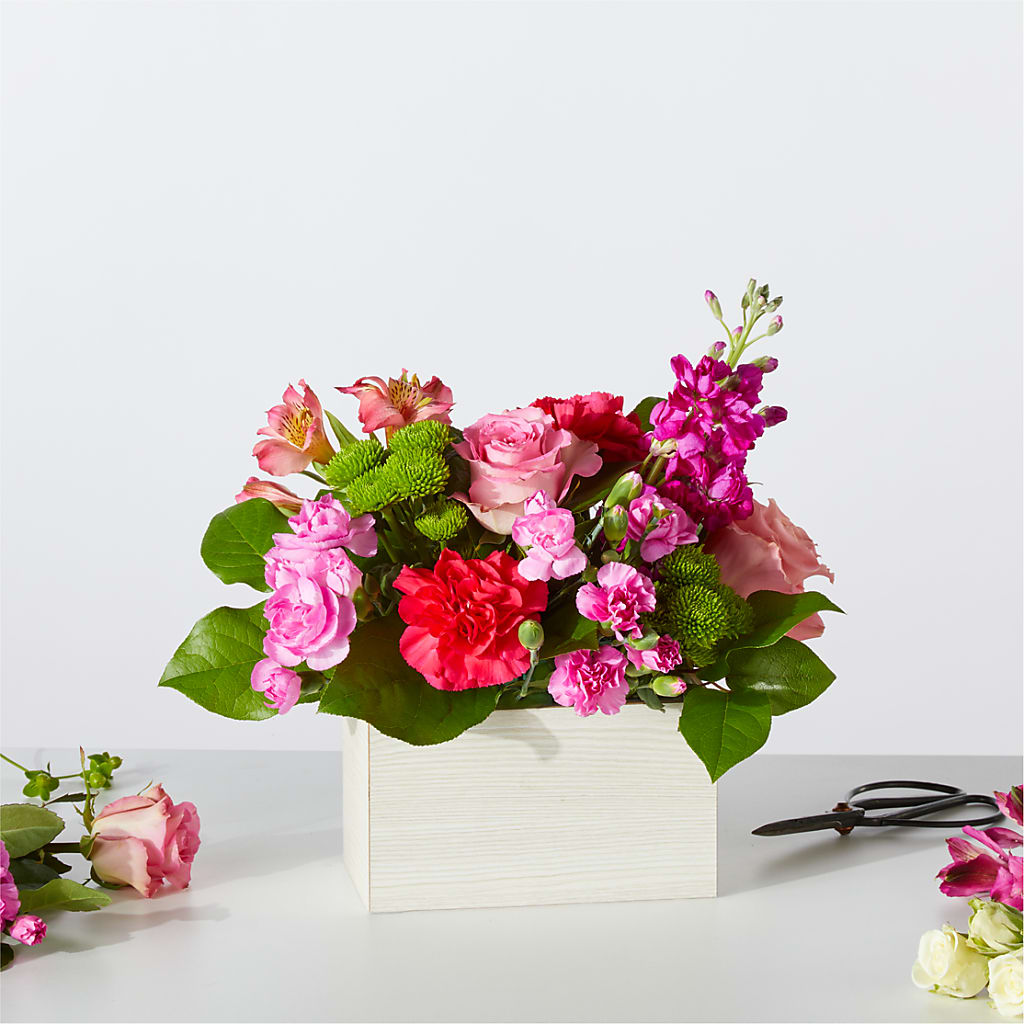 Sweetberry Box – A Florist Original – FORGET-ME-NOT FLOWERS & GIFTS, Jacksonville NC