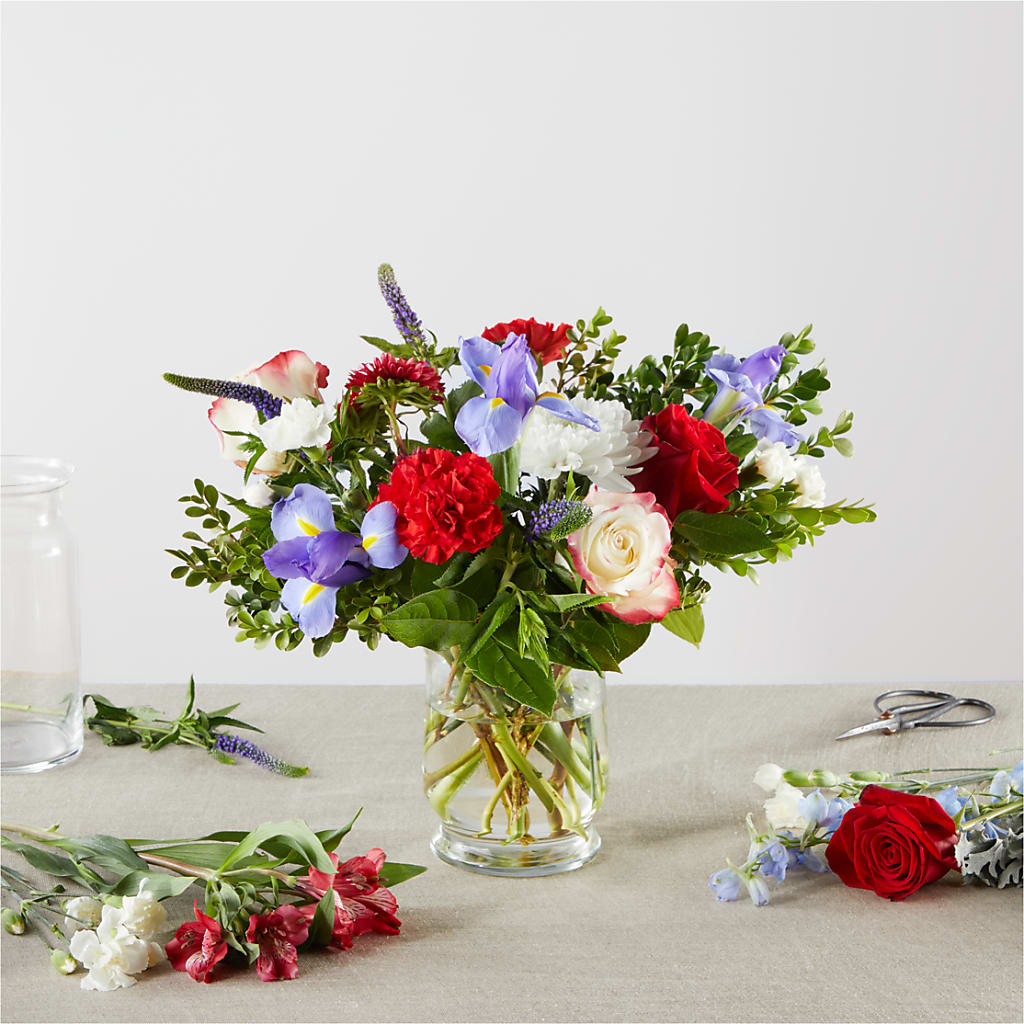 Star Spangled - A Florist Original – FORGET-ME-NOT FLOWERS & GIFTS, Jacksonville NC