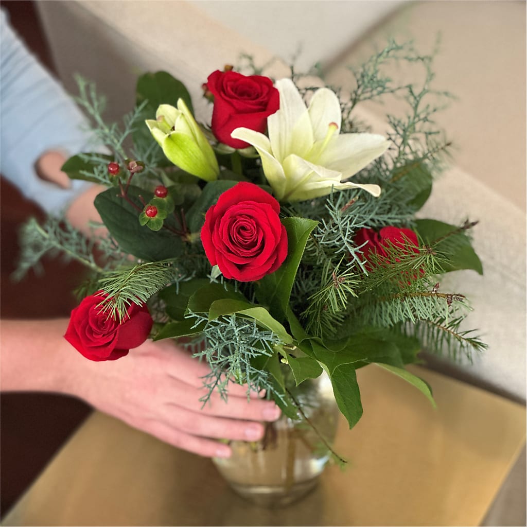 Glittering Lights Bouquet – FORGET-ME-NOT FLOWERS & GIFTS, Jacksonville NC