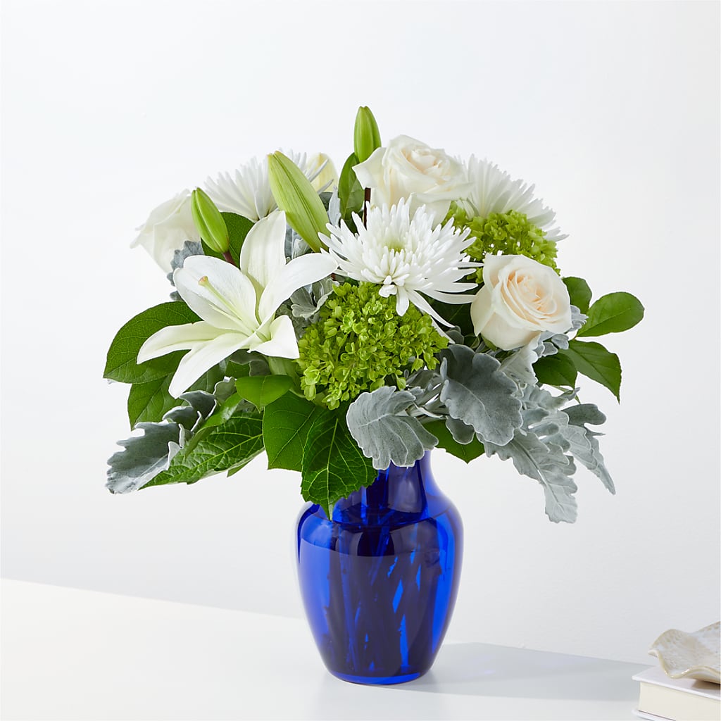 Snowy Dreams Bouquet – FORGET-ME-NOT FLOWERS & GIFTS, Jacksonville NC