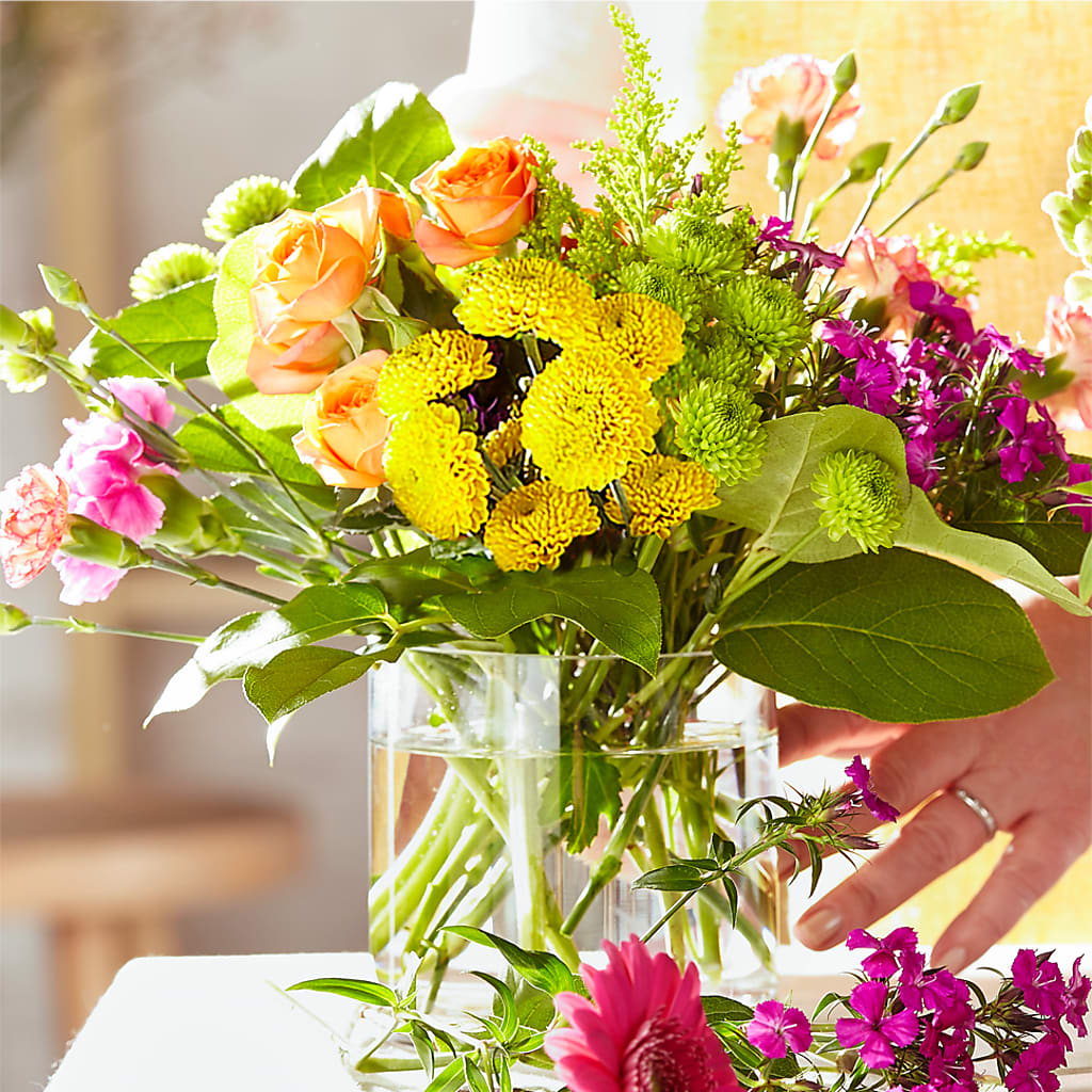 Bold & Bright – A Florist Original – FORGET-ME-NOT FLOWERS & GIFTS, Jacksonville NC