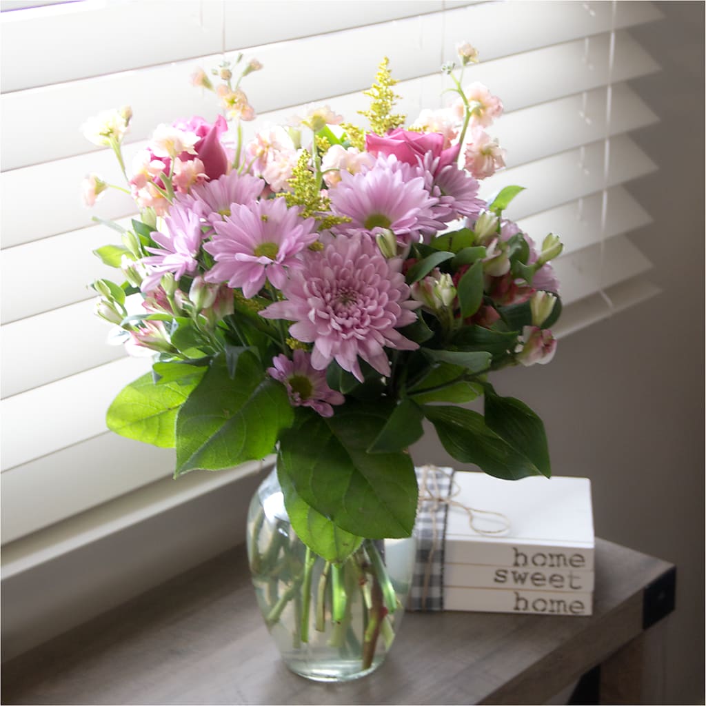 Pastel Tradition - A Florist Original – FORGET-ME-NOT FLOWERS & GIFTS, Jacksonville NC