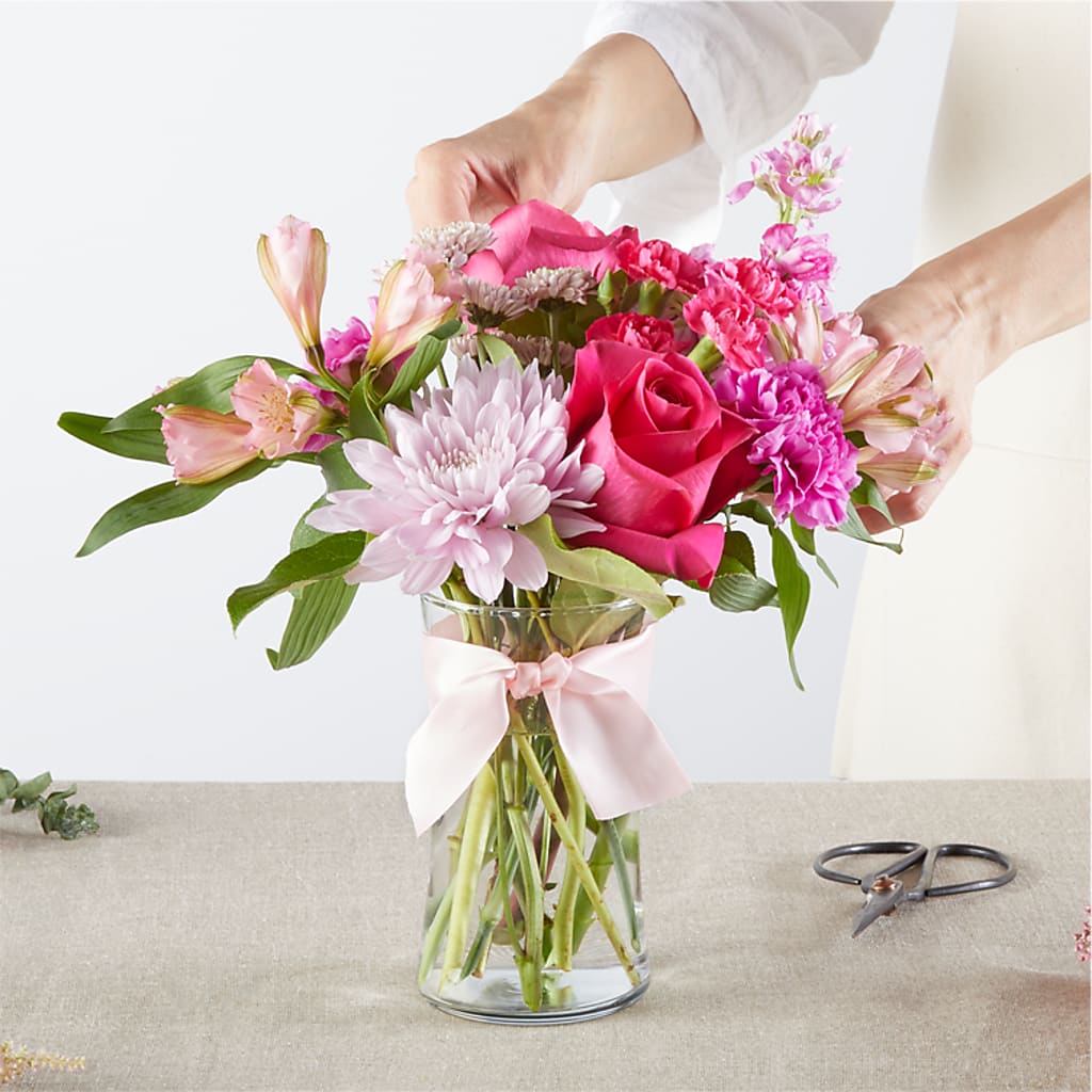 Pink Ribbon - A Florist Original – FORGET-ME-NOT FLOWERS & GIFTS, Jacksonville NC