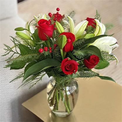Sparkling Snowflakes Bouquet – FORGET-ME-NOT FLOWERS & GIFTS, Jacksonville NC