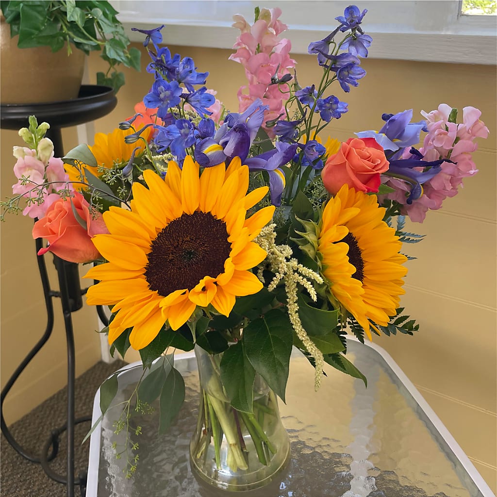 Rays of Life Bouquet – FORGET-ME-NOT FLOWERS & GIFTS, Jacksonville NC