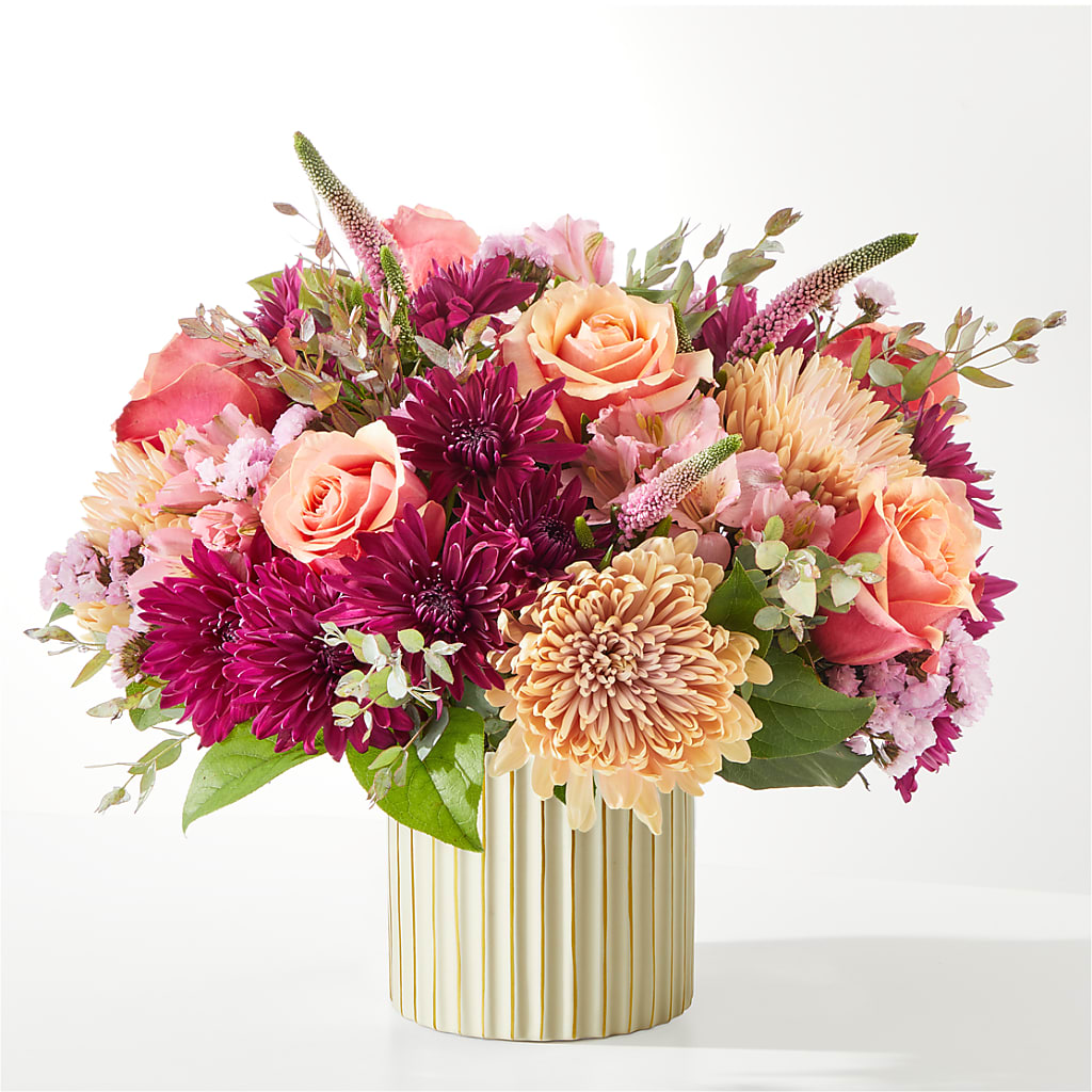 Berry Cobbler Bouquet with Ivory Vase – FORGET-ME-NOT FLOWERS & GIFTS, Jacksonville NC